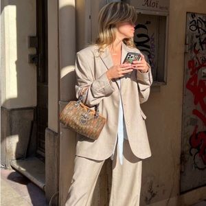 Djerf Avenue Forever Blazer Oat - Size Small